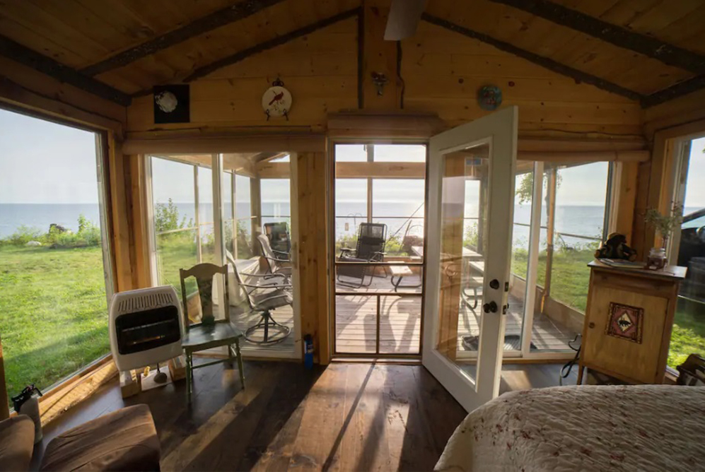 13 Super Adorable Tiny  Houses  You Can Actually Rent On Airbnb  Chippeo